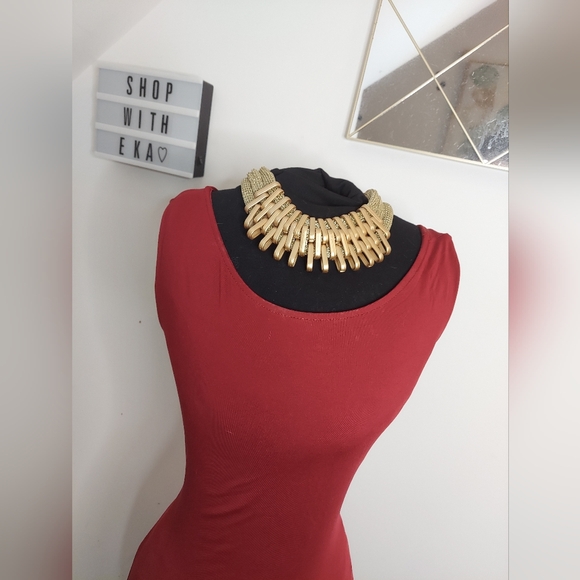 Red long maxi summer dress - Picture 5 of 7